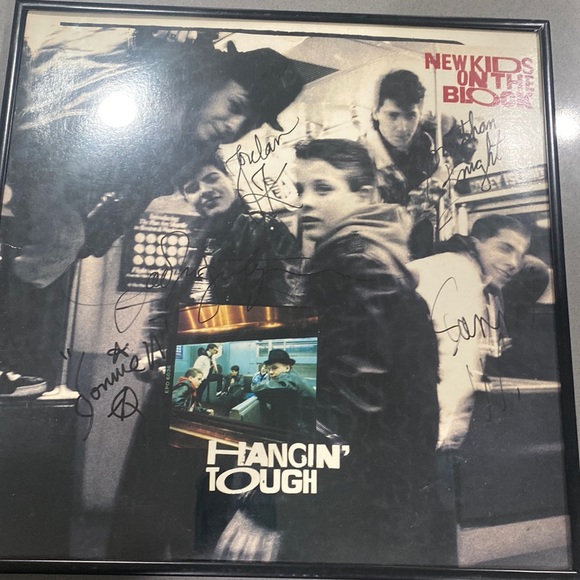 1989 autographed New kids on the block album - Picture 1 of 6